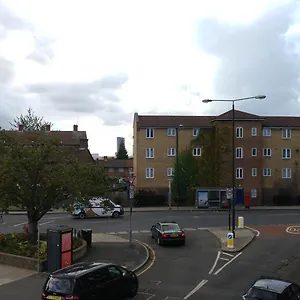 Hotel View Stratford, Londres